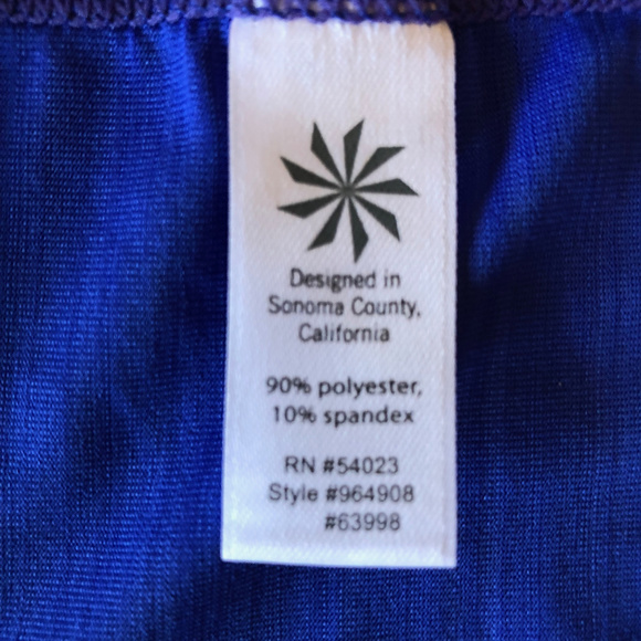 Athleta Half-Sleeve Top, size s - Picture 7 of 8